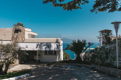 Luxury Villa Photo #55