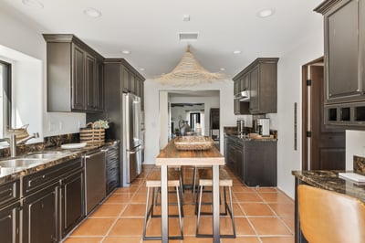 Beautifully renovated kitchen with island seating for 4