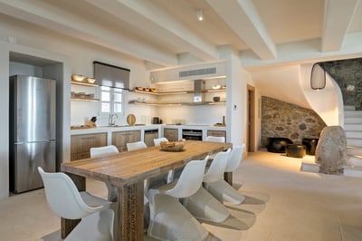 Luxury Villa Photo #37