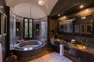 Luxury Villa Photo #36