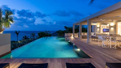 Luxury Villa Photo #7