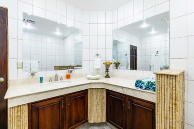 #6. Ensuite bathroom in all bedrooms!