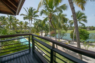 Luxury Villa Photo #20