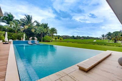 Luxury Villa Photo #5