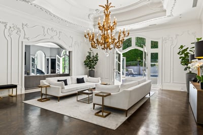 Luxury Villa Photo #14
