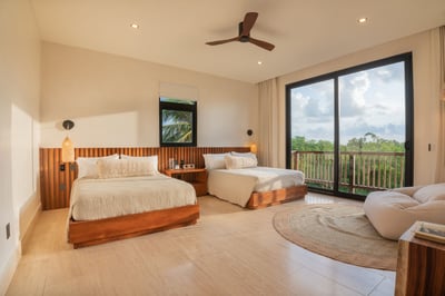 Luxury Villa Photo #51