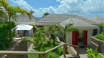 Luxury Villa Photo #35