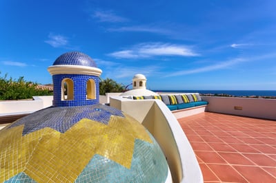 Luxury Villa Photo #16