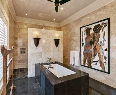 Luxury Villa Photo #23