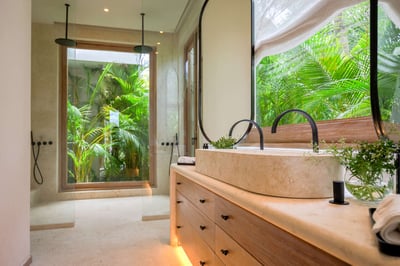 Luxury Villa Photo #70