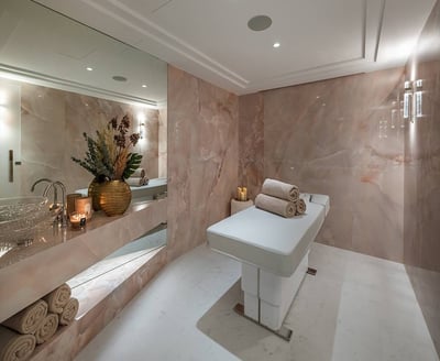 Luxury Villa Photo #13