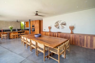 Luxury Villa Photo #14