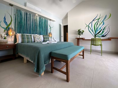 Luxury Villa Photo #34
