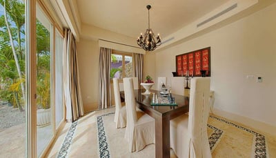 Luxury Villa Photo #5