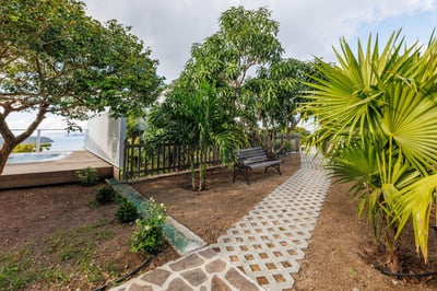 Luxury Villa Photo #4