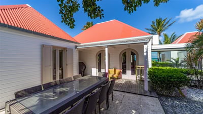 Luxury Villa Photo #28