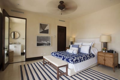 Luxury Villa Photo #33