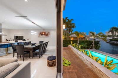 Luxury Villa Photo #11