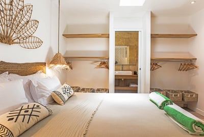 Luxury Villa Photo #14