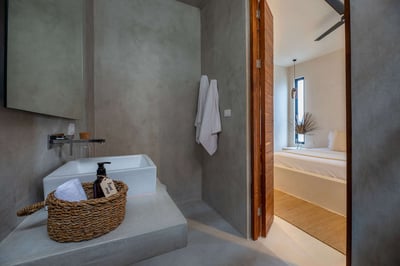 Luxury Villa Photo #33