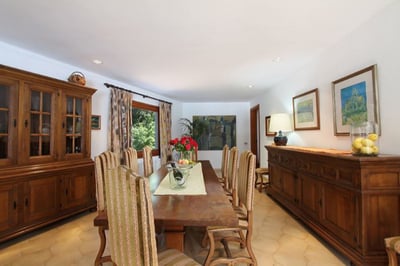 Luxury Villa Photo #10
