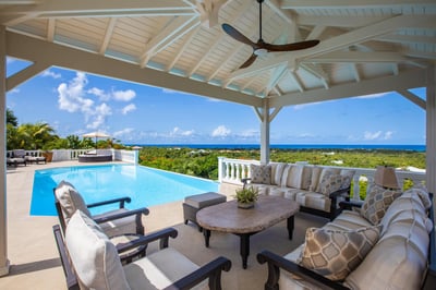 Luxury Villa Photo #8
