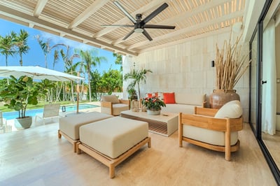 Villa Palmerie - Designer Villa with Lush Garden