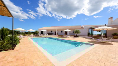 Luxury Villa Photo #2