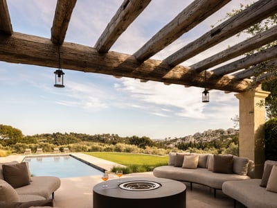 Luxury Villa Photo #12
