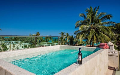 Luxury Villa Photo #5