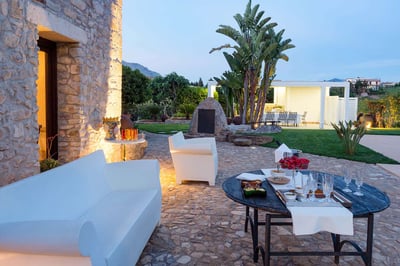 Luxury Villa Photo #14