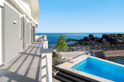 Luxury Villa Photo #15