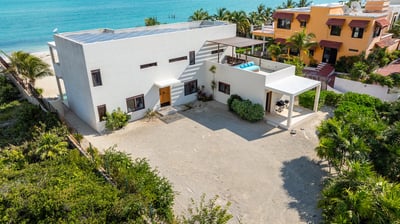 Luxury Villa Photo #4
