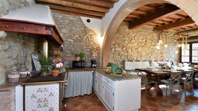 Luxury Villa Photo #11