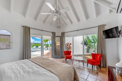 Luxury Villa Photo #39