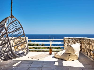 Luxury Villa Photo #7