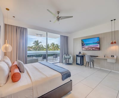 Luxury Villa Photo #48
