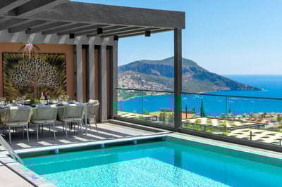 Luxury Villa Photo #6