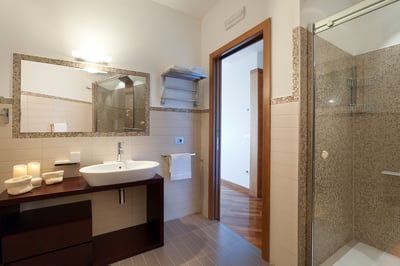 Luxury Villa Photo #19