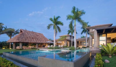 Luxury Villa Photo #2