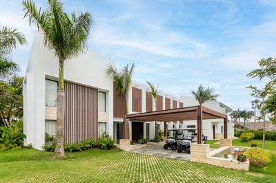 Luxury Villa Photo #31