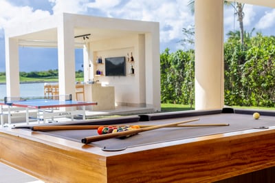 Luxury Villa Photo #14