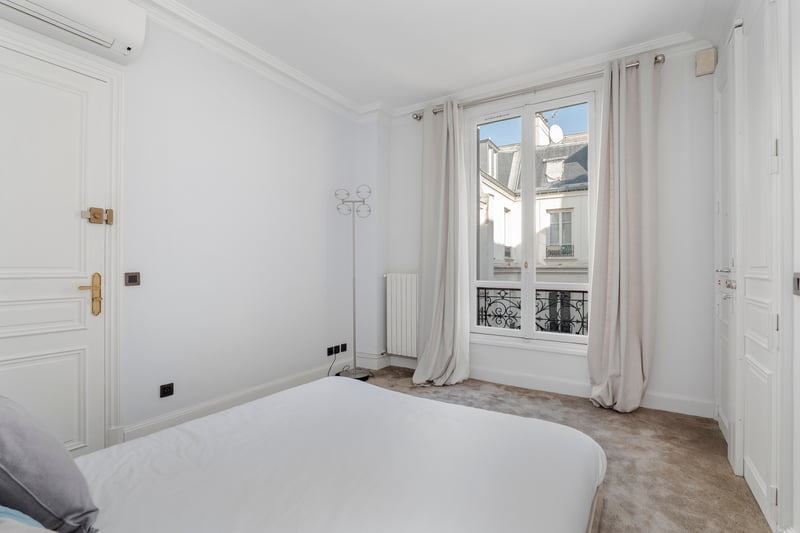 The Parisian Beauty
