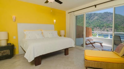 Luxury Villa Photo #28