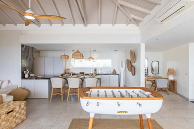 Luxury Villa Photo #16