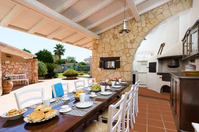 Luxury Villa Photo #15