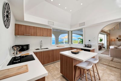 Luxury Villa Photo #13