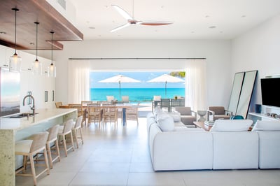 Luxury Villa Photo #14