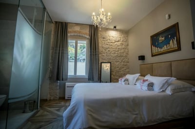 Luxury Villa Photo #30