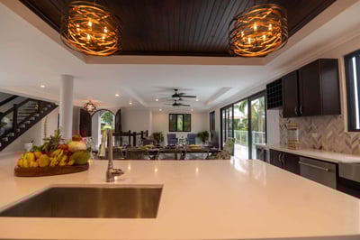 Luxury Villa Photo #11